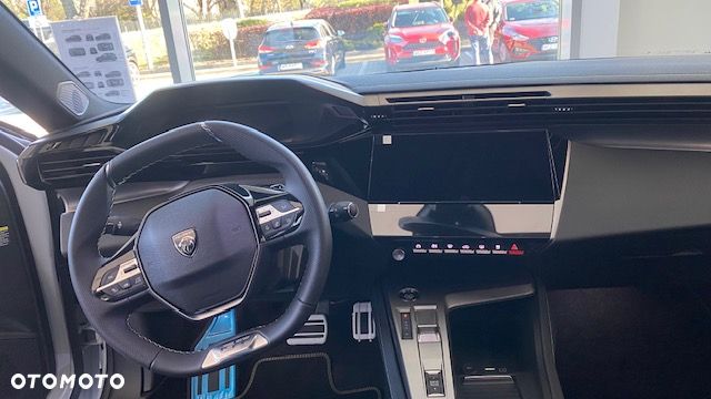 Peugeot 308 1.2 mHEV GT S&S e-DCS6 - 10