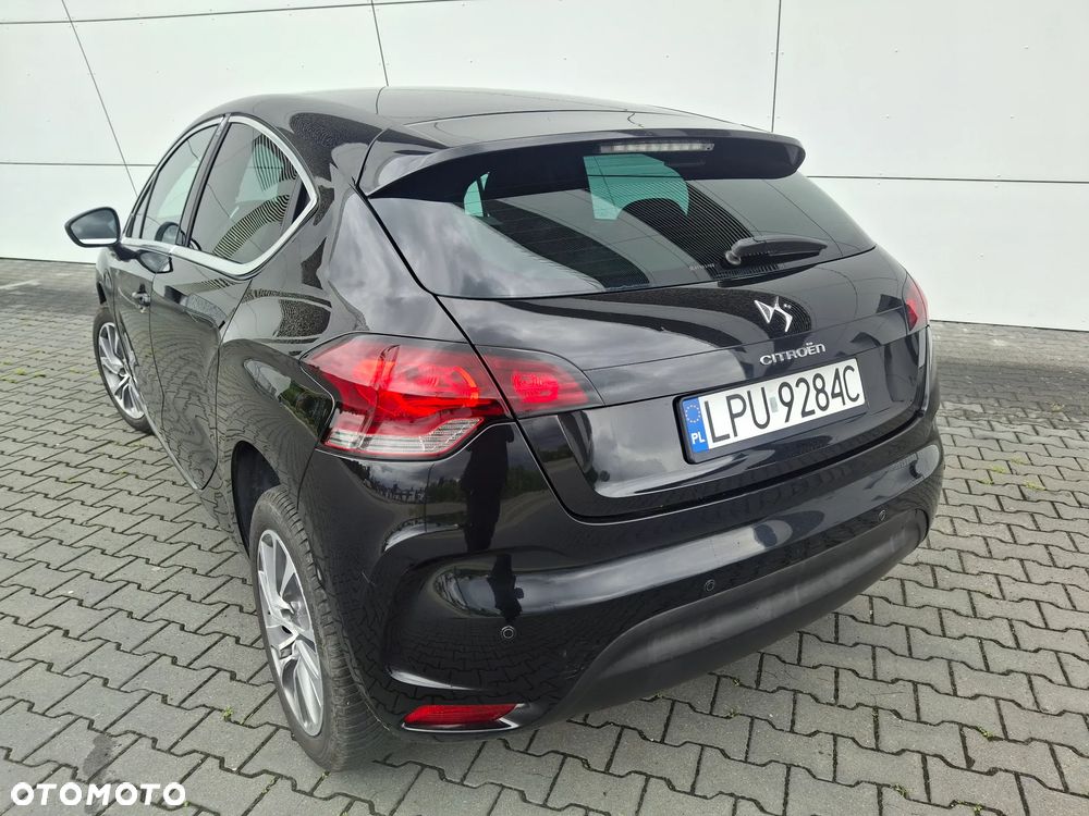 Citroën DS4 e-HDi 110 SoChic - 4