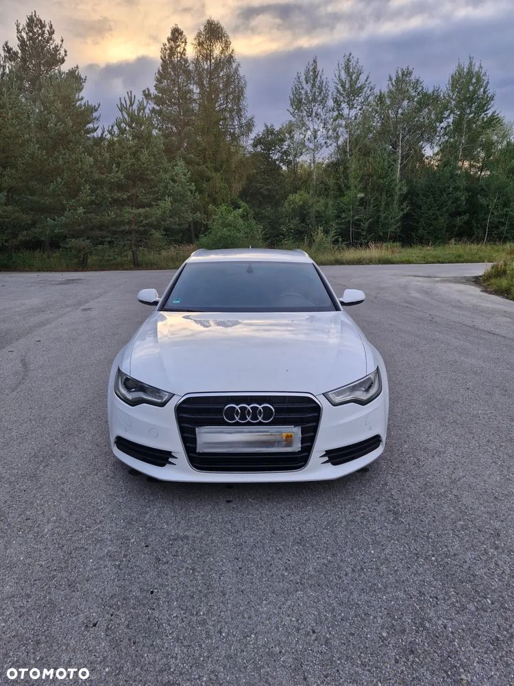 Audi A6 Avant - 1