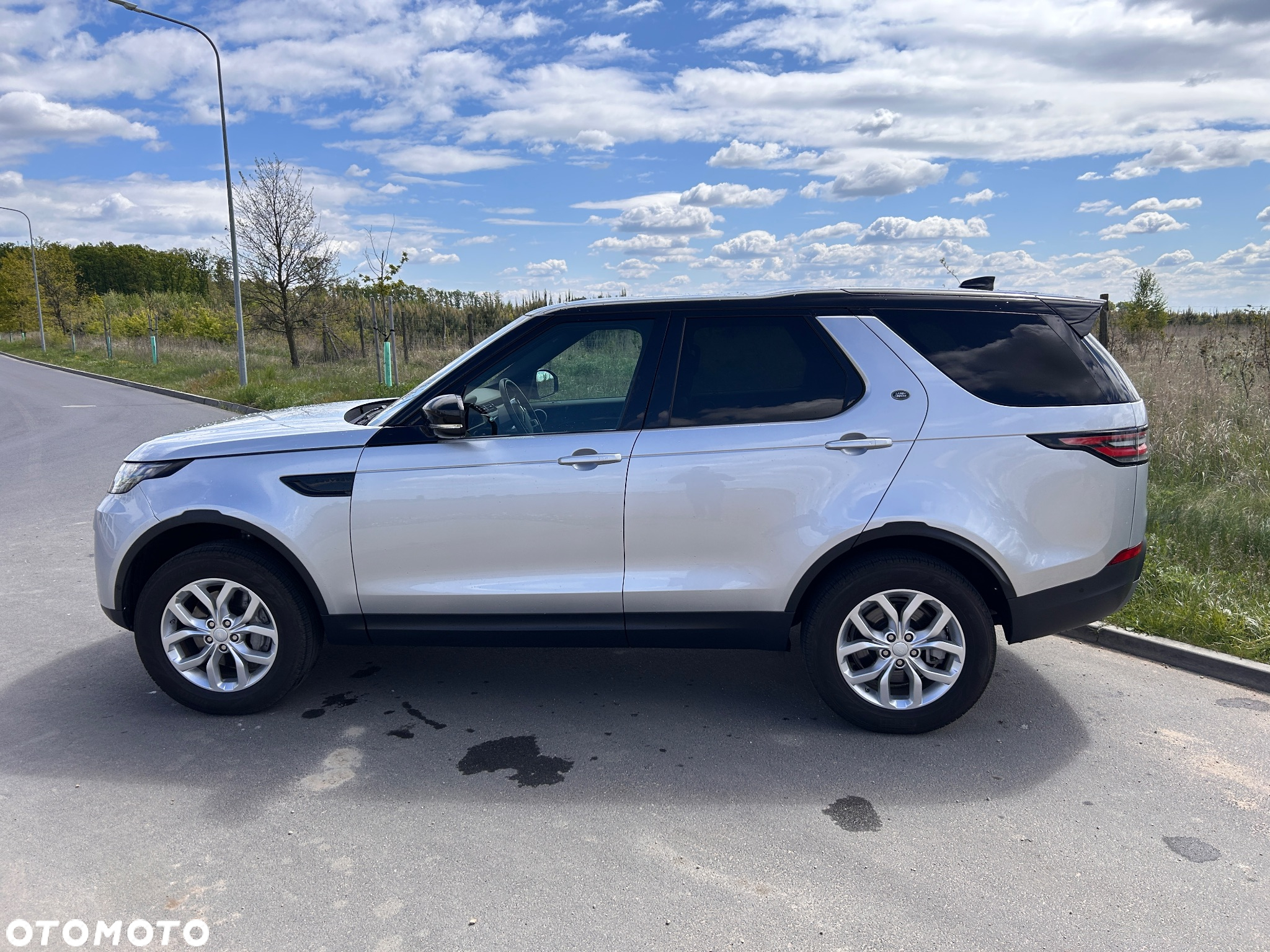 Land Rover Discovery V 3.0 Si6 SE - 11