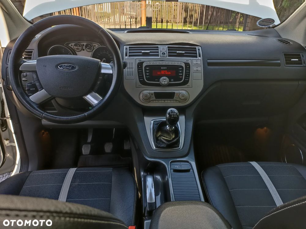 Ford Kuga 2.0 TDCi 4x4 Titanium - 18