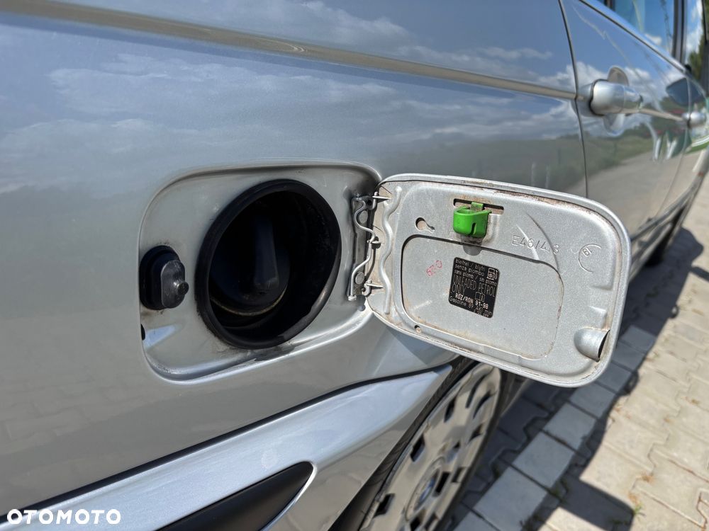 BMW Seria 3 - 24