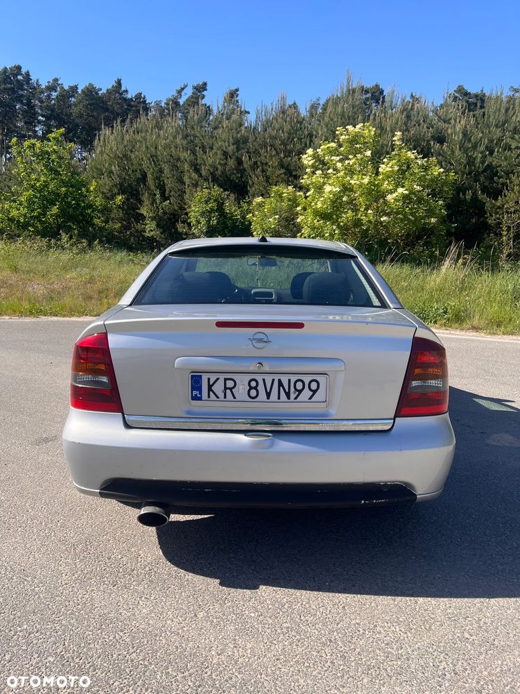 Opel Astra - 4