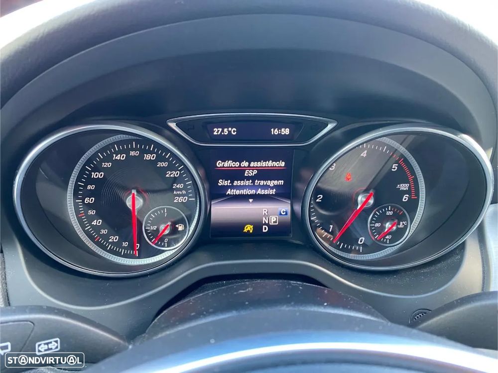 Mercedes-Benz CLA 200 d Shooting Brake AMG Line Aut. - 48