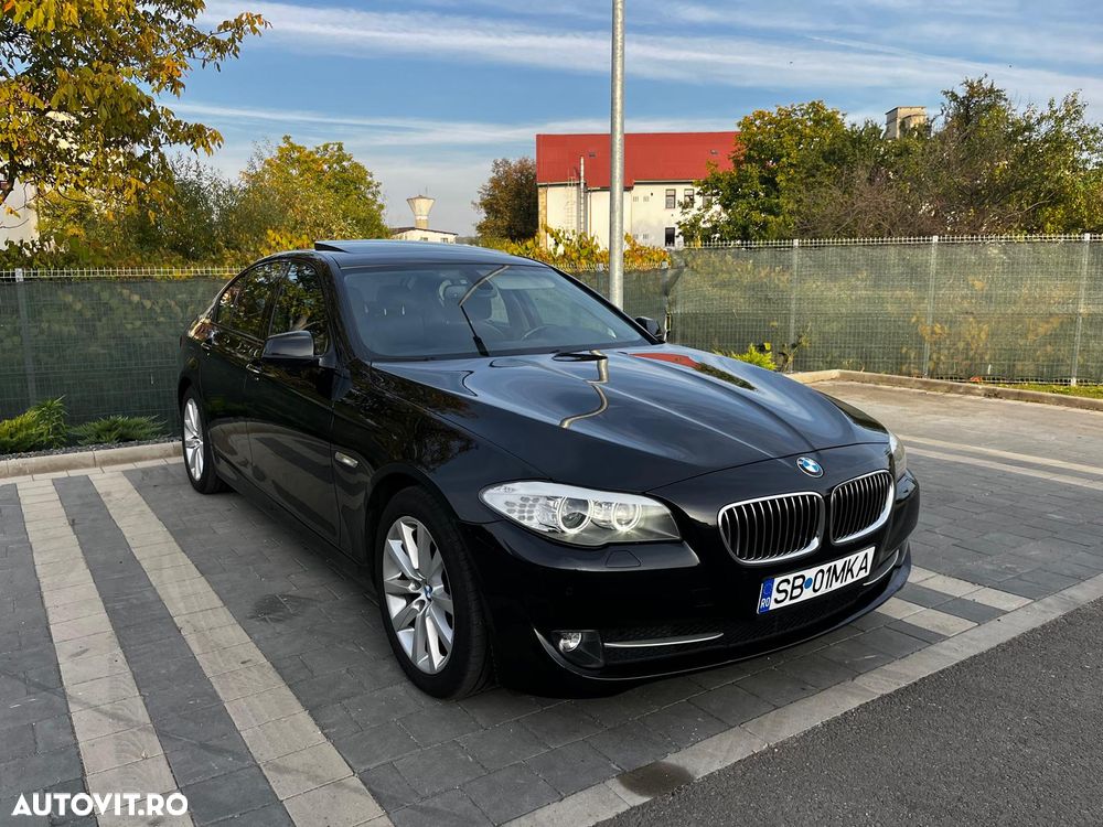BMW Seria 5 528i - 3