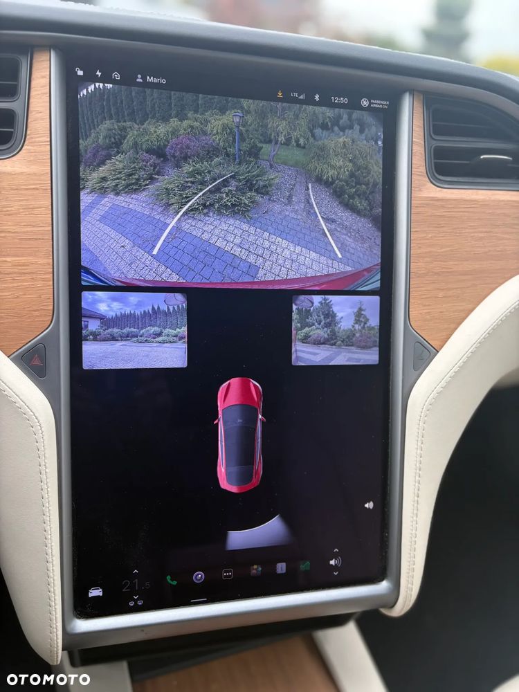Tesla Model S - 8