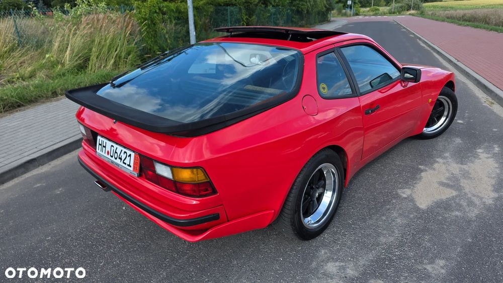 Porsche 944 - 15