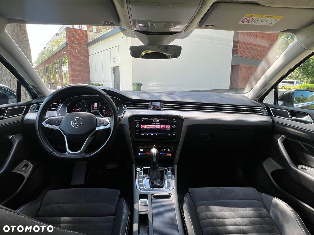 Volkswagen Passat Variant 2.0 TDI SCR DSG BlueMotion Highline - 5
