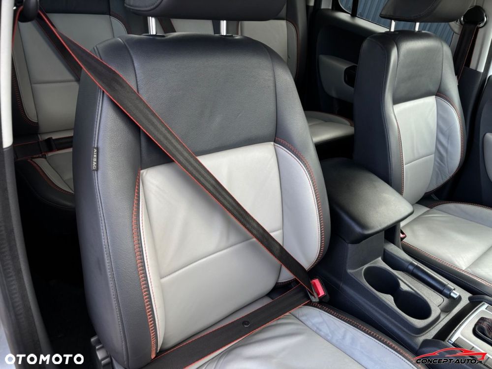 Volkswagen Amarok - 23