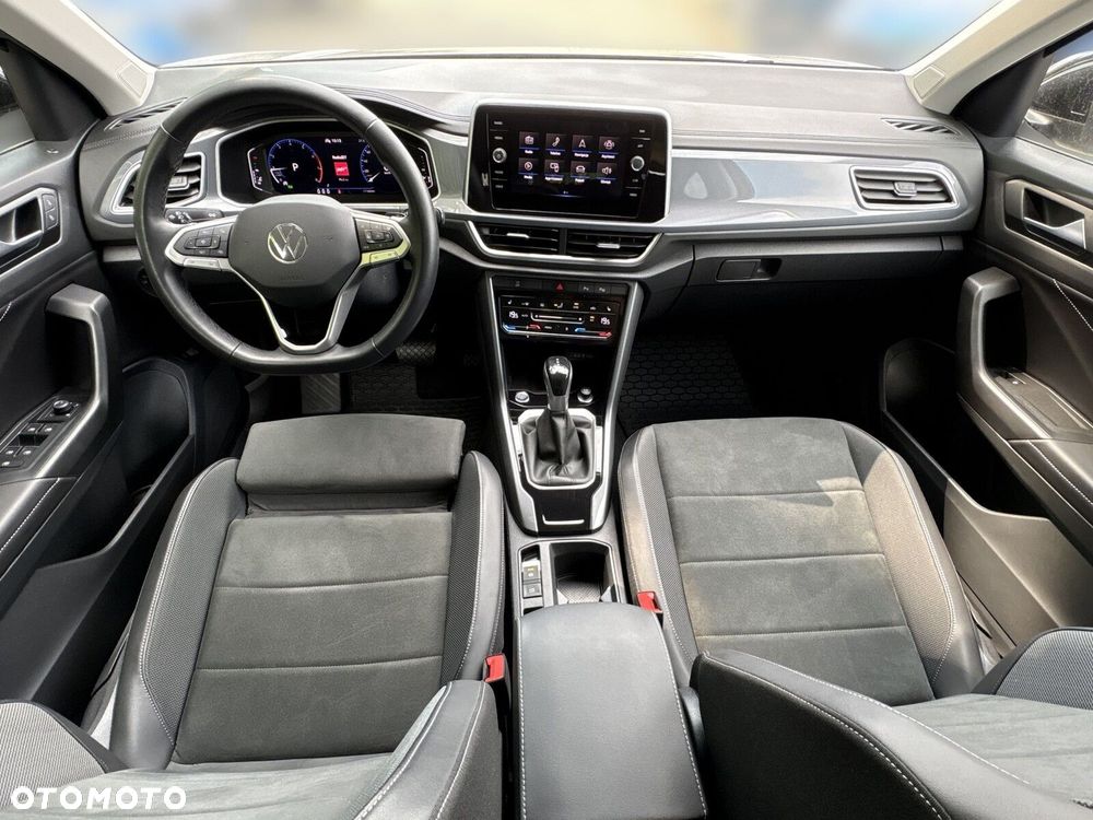 Volkswagen T-Roc 1.5 TSI Style DSG - 24