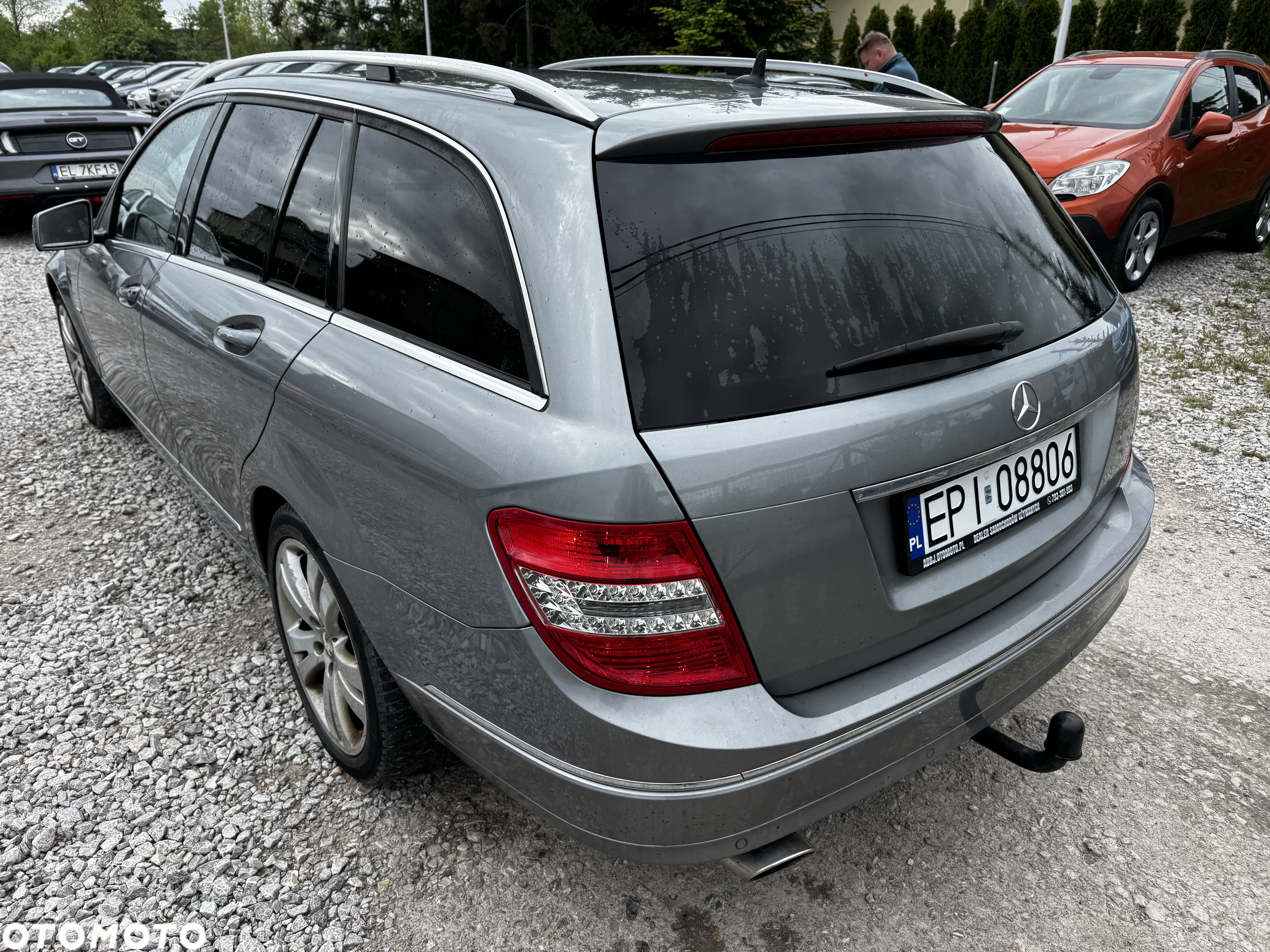 Mercedes-Benz Klasa C 250 CGI T Automatik BlueEFFICIENCY Avantgarde - 11