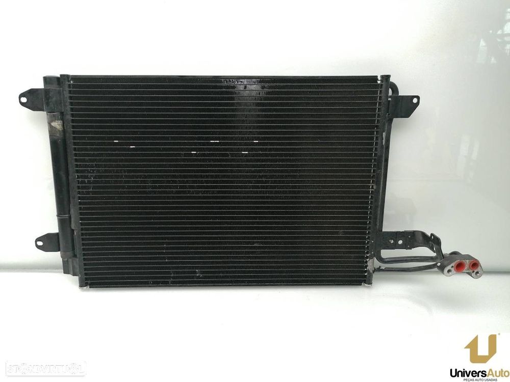 CONDENSADOR / RADIADOR AR CONDICIONADO VOLKSWAGEN GOLF V 2005 -1K0820411H - 3