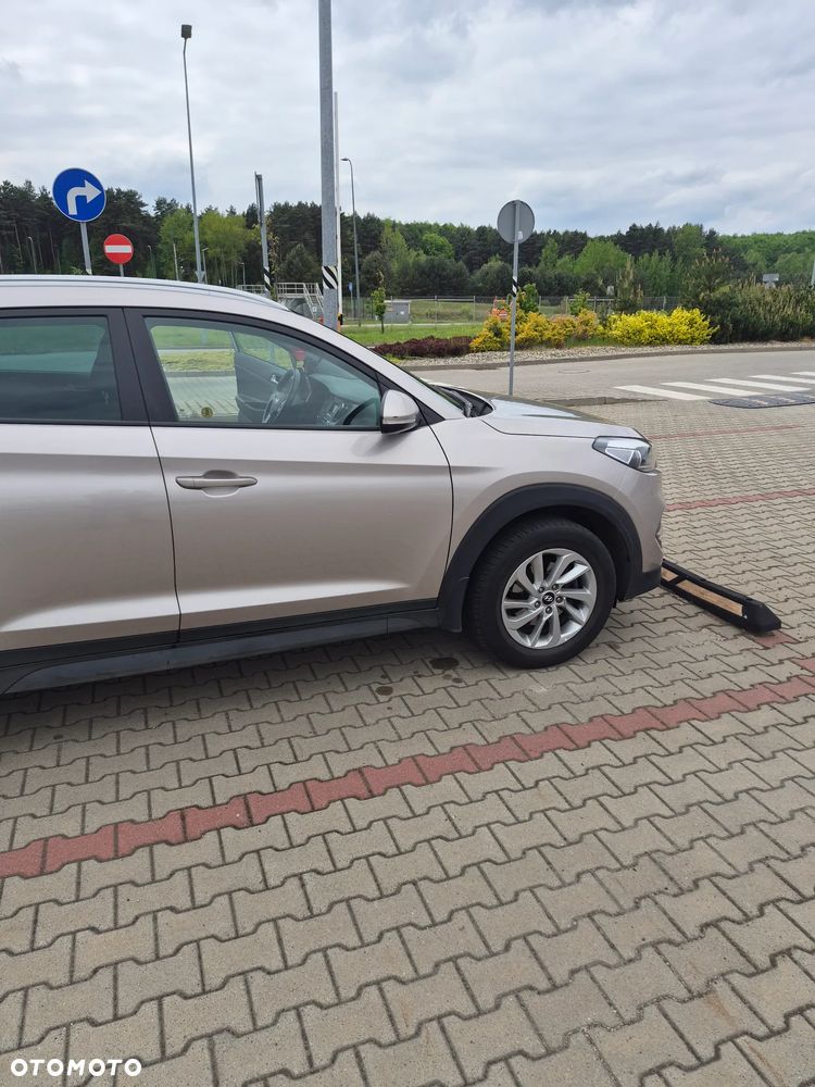 Hyundai Tucson 1.6 GDi Comfort 2WD - 17