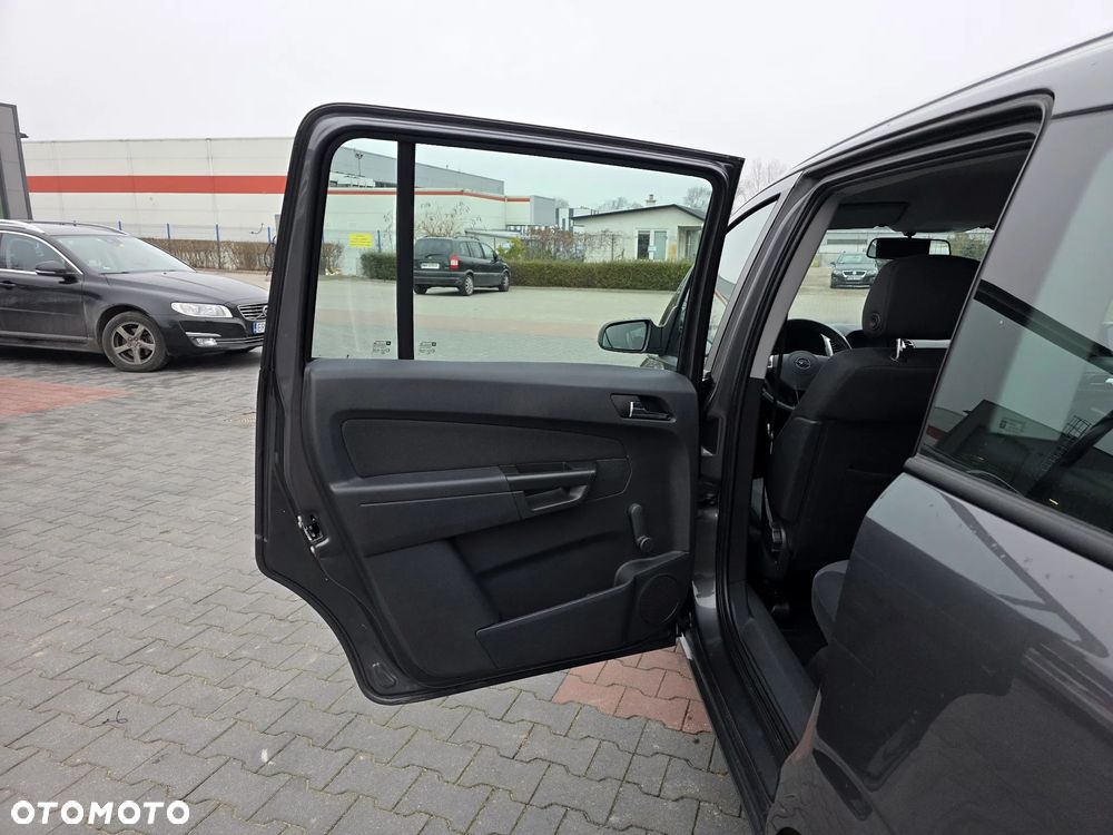 Opel Zafira 1.6 Innovation 110 Jahre - 9