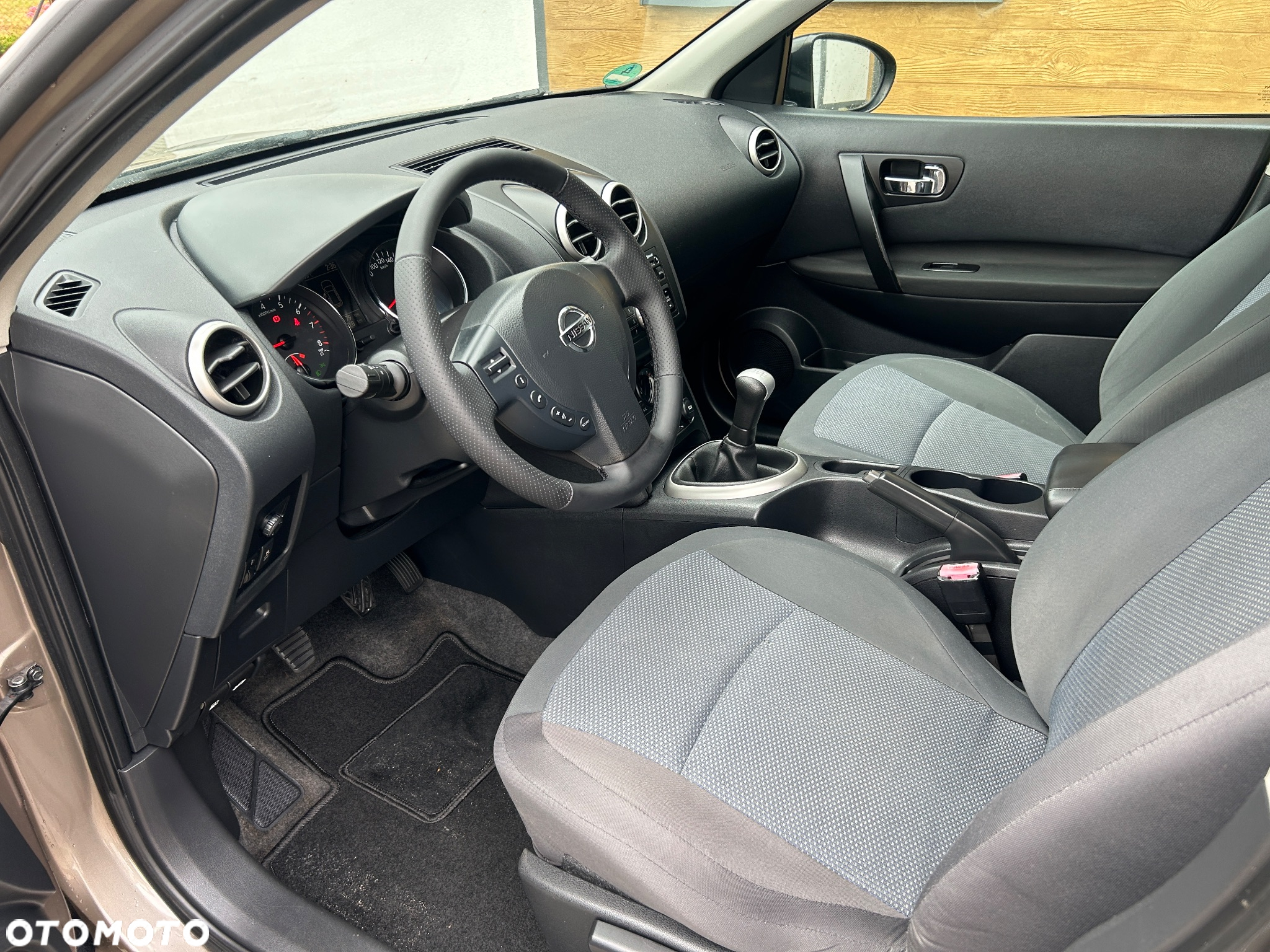 Nissan Qashqai 1.6 Acenta - 23