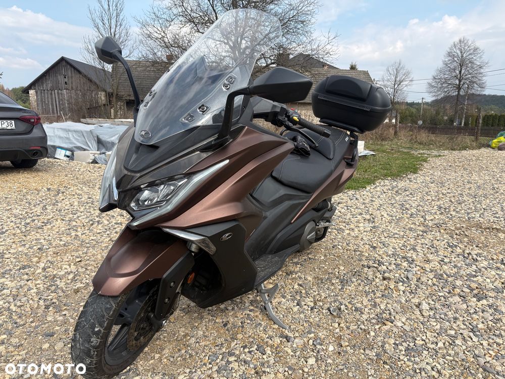 Kymco AK 550 - 1