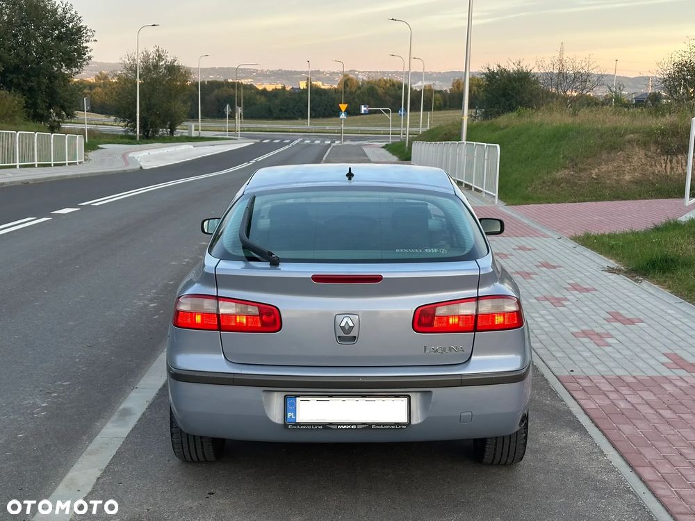 Renault Laguna - 3