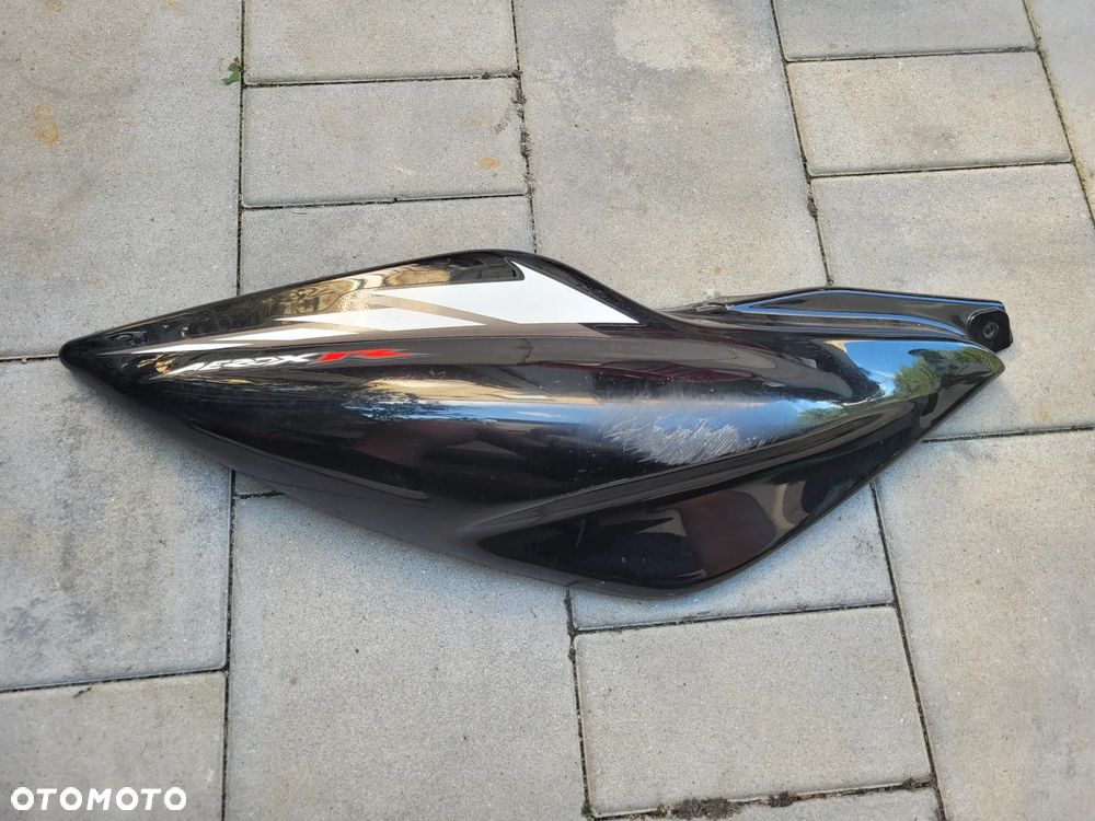 Owiewka, osłona, bok, boczek Yamaha Aerox 50 - 1