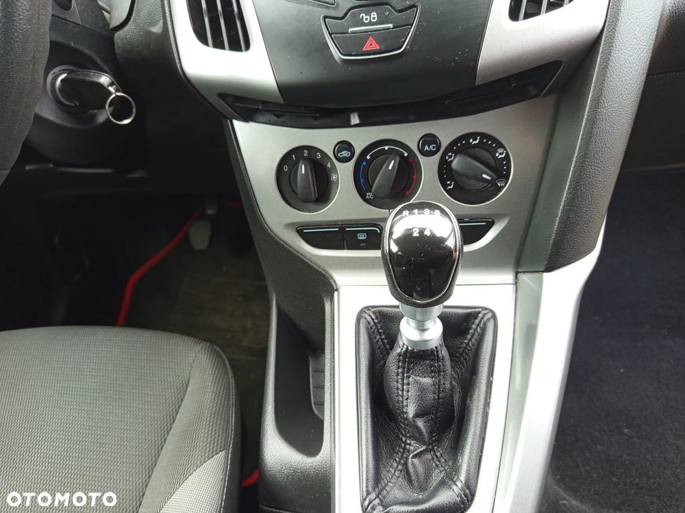 Ford Focus SW 1.0 EcoBoost Trend - 22