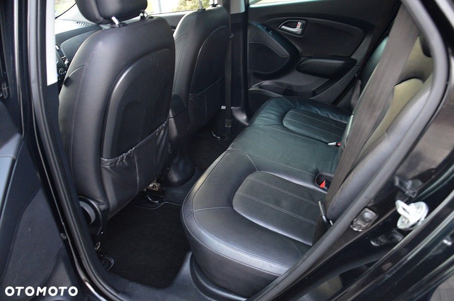 Hyundai ix35 1.6 2WD Fifa World Cup Edition - 23