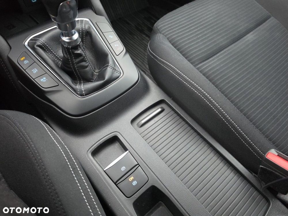 Ford Focus 1.0 EcoBoost Titanium Business - 21