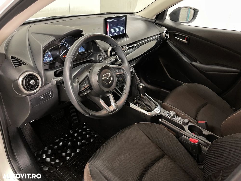 Mazda 2 G90 AT Challenge - 6