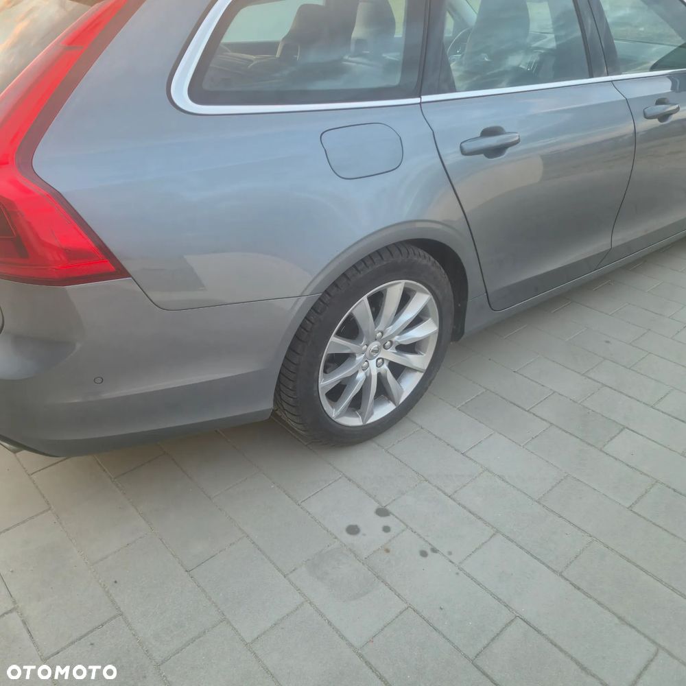 Volvo V90 D3 Momentum - 23