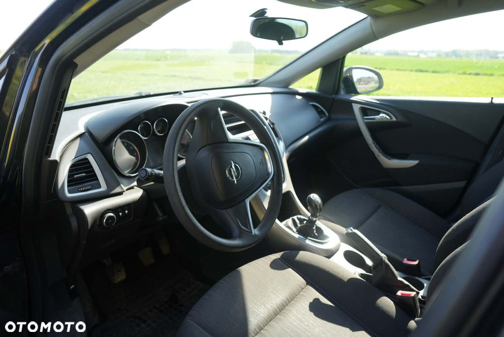 Opel Astra 1.4 T Enjoy - 15