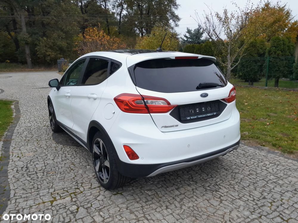 Ford Fiesta 1.0 EcoBoost S&S ACTIVE COLOURLINE - 6