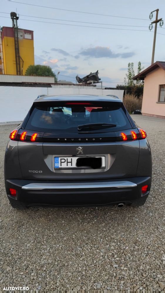 Peugeot 2008 2021 photo 3
