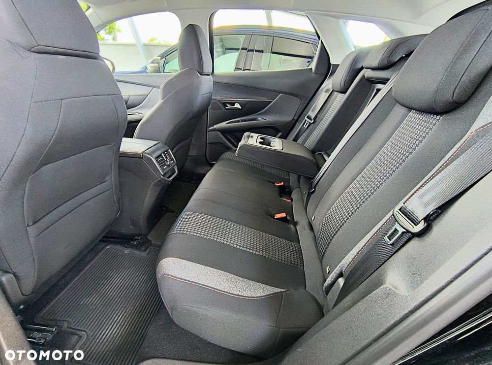 Peugeot 3008 - 21