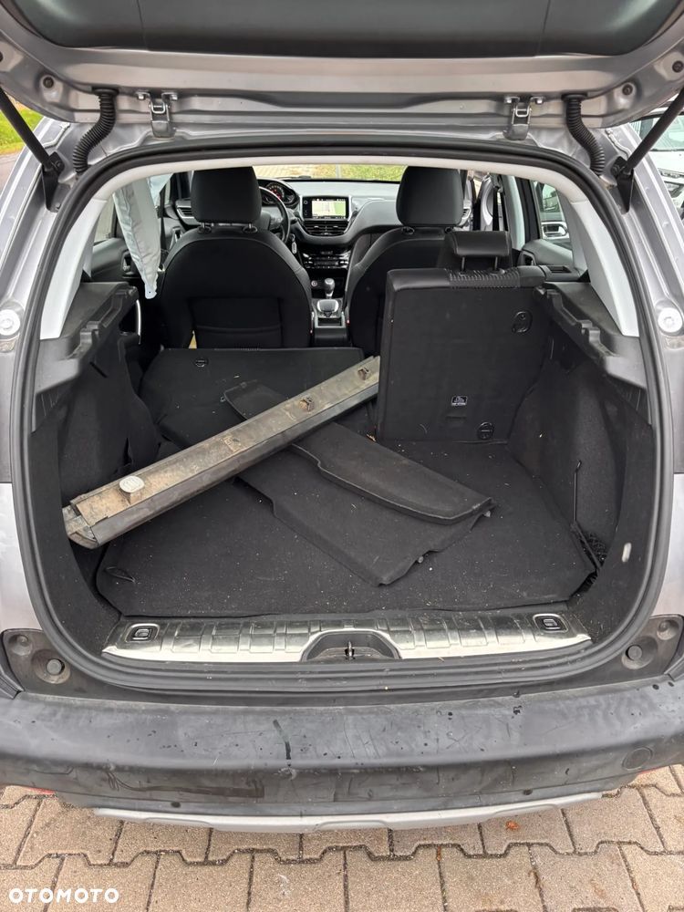 Peugeot 2008 - 22