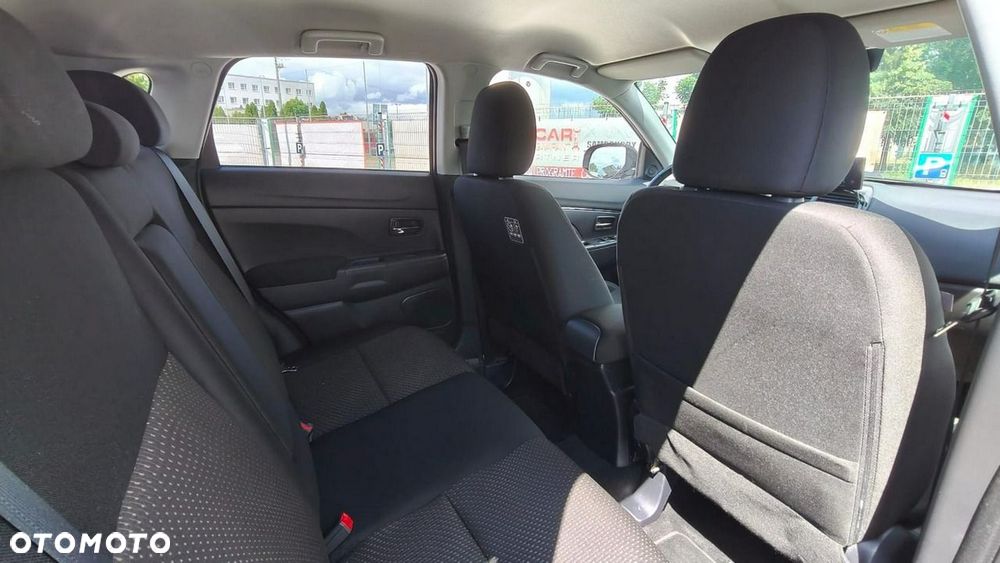 Mitsubishi ASX - 17