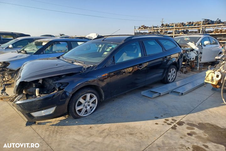 Consola centrala Ford Mondeo MK4 [2007 - 2010] wagon 2.0 TDCi DPF MT - 4