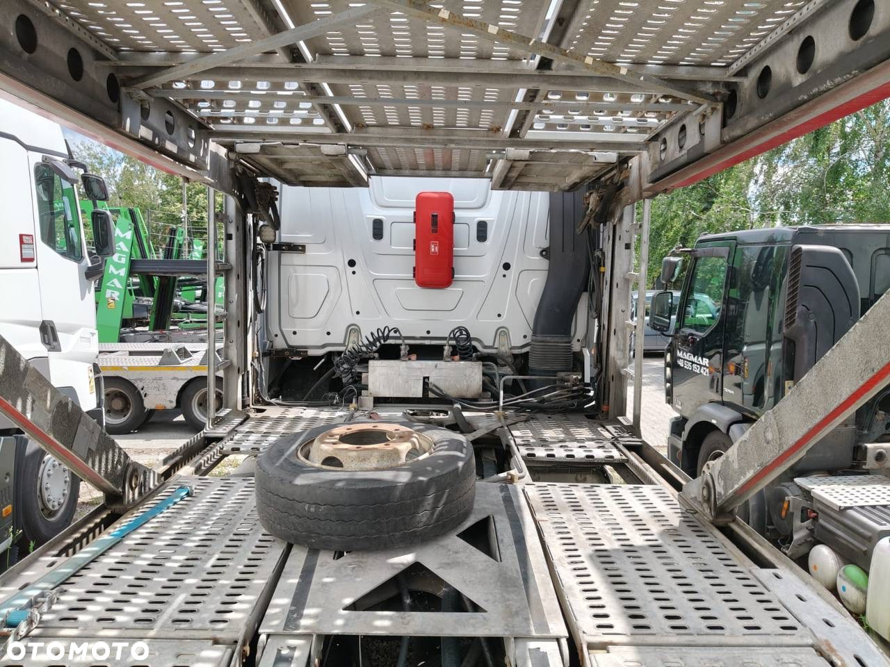 Mercedes-Benz ACTROS - 9