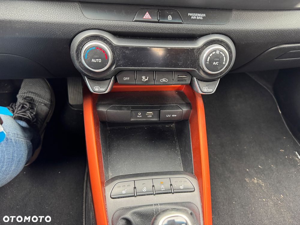 Kia Stonic 1.6 CRDi Spirit - 13