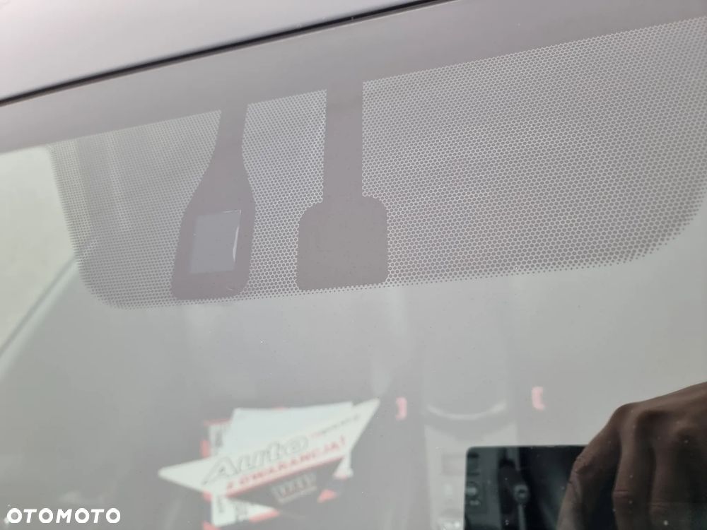 Toyota RAV4 2.2 D-4D Premium - 14