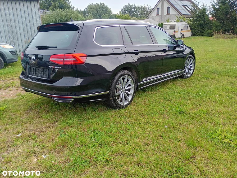 Volkswagen Passat - 4