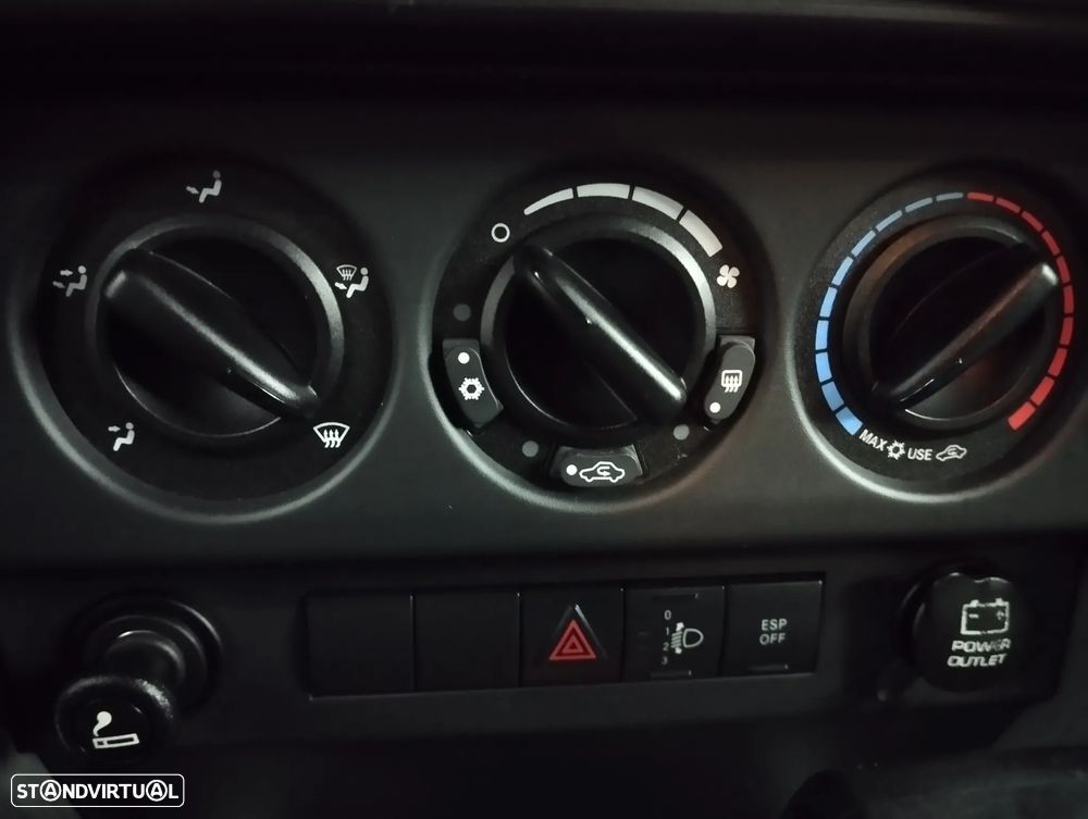 Jeep Wrangler Unlimited 2.8 CRD ATX Sahara - 22