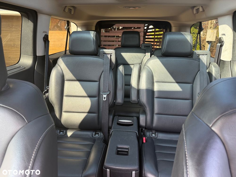 Peugeot Traveller 2.0 BlueHDi Long Business Vip - 20