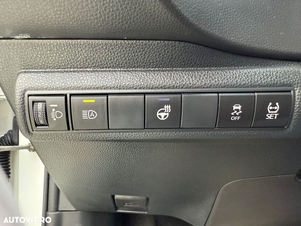 Toyota Corolla 1.8 HSD Dynamic - 22