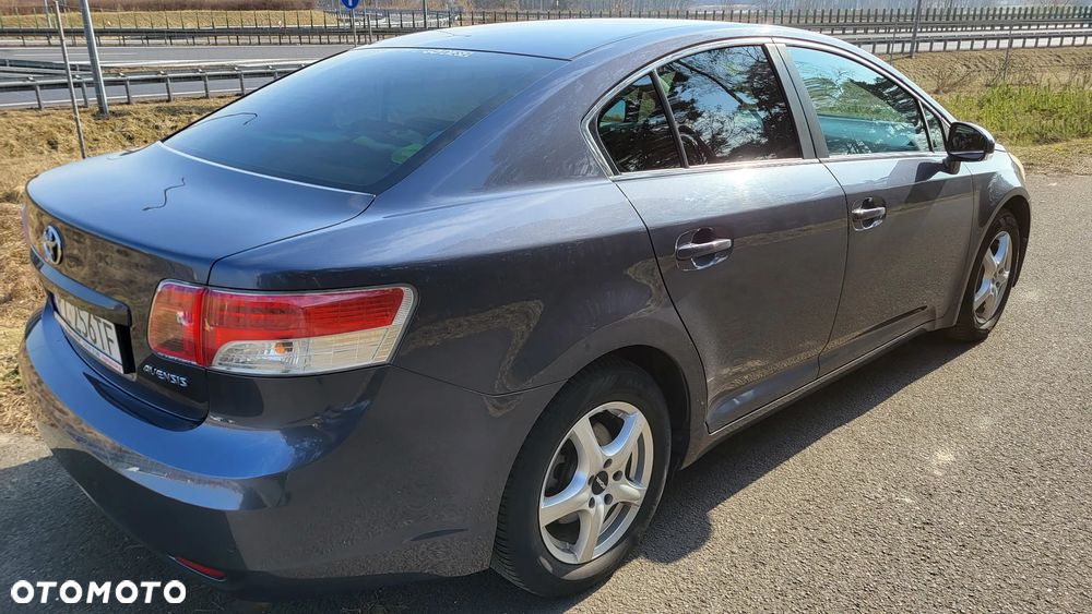Toyota Avensis 2.0 D-4D Luna - 7