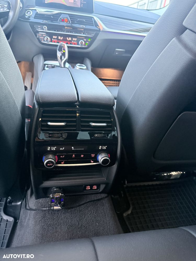 BMW Seria 5 520d AT - 10