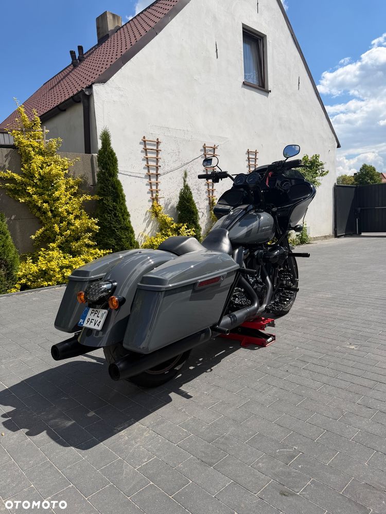 Harley-Davidson Touring Road Glide - 7