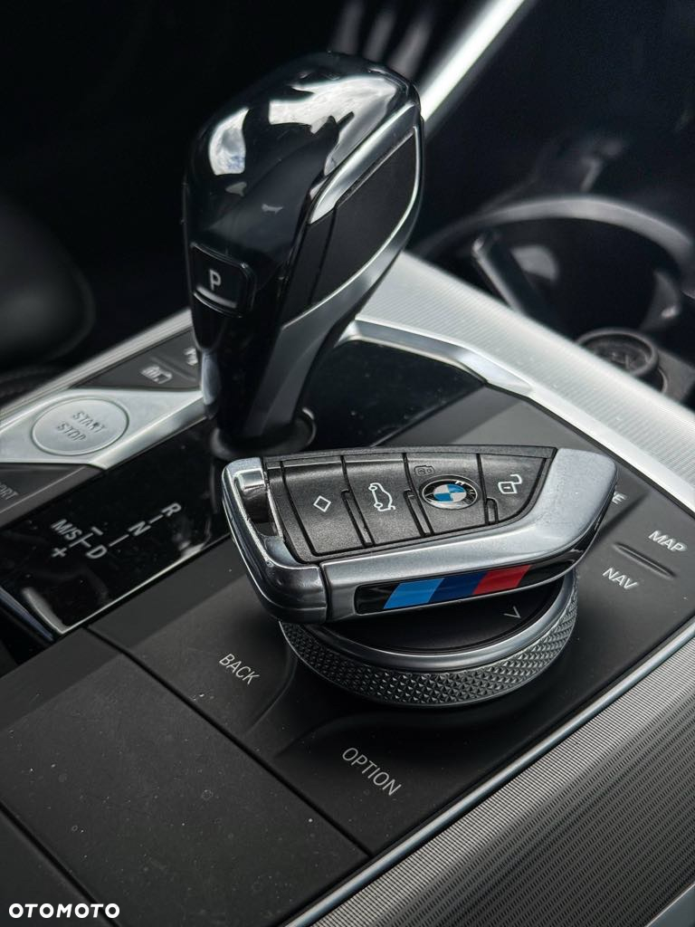 BMW Seria 3 - 26