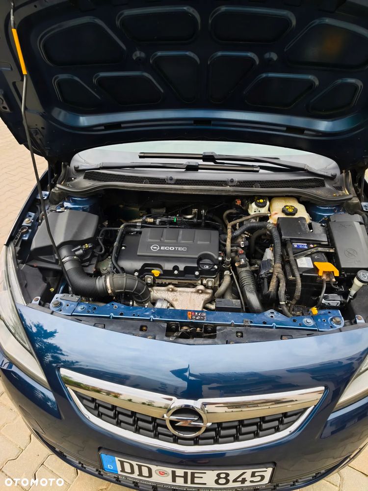 Opel Astra 1.4 Turbo Sport - 32