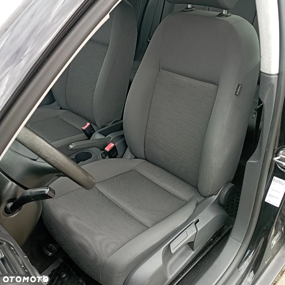 Volkswagen Golf V 1.4 Comfortline - 24