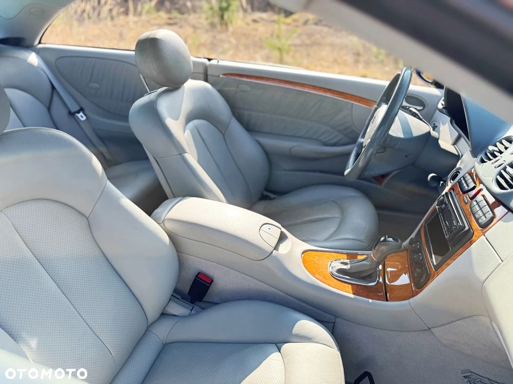 Mercedes-Benz CLK 320 Elegance - 22