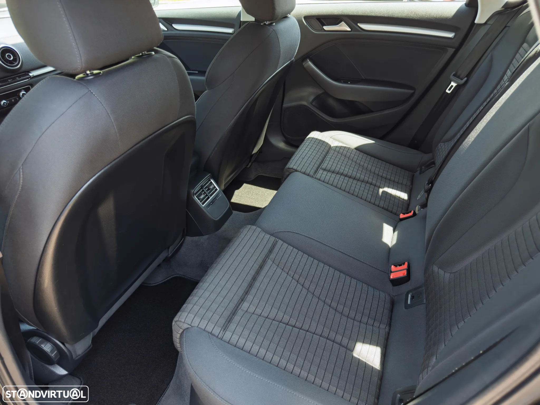 Audi A3 Limousine 2.0 TDI S-line S tronic - 8