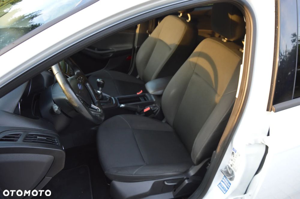 Ford Focus 1.0 EcoBoost Gold X (Edition) - 9